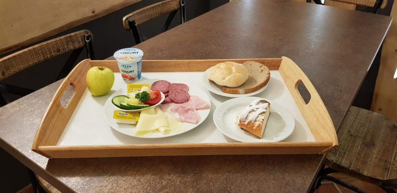 Kro & Restaurace Na Rychte
